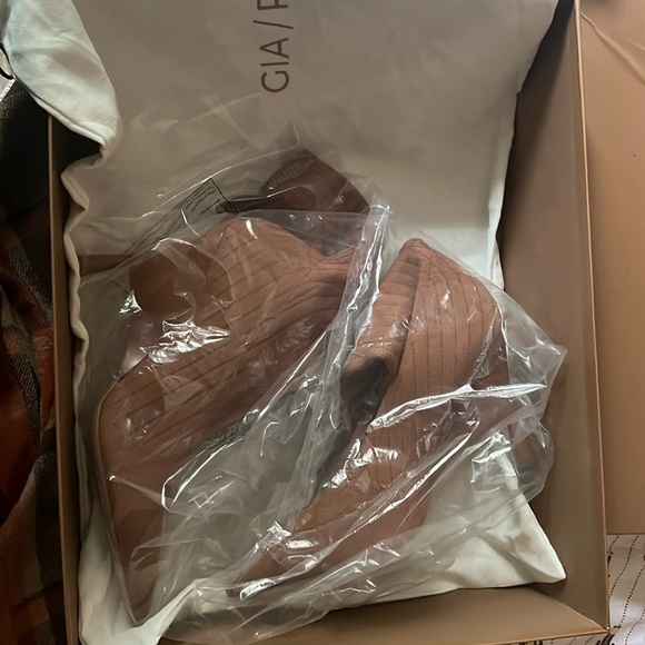 Gia Borghini Rosie Ankle boot Tan - Picture 3 of 12